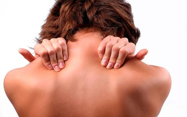 Douleur dans l'ostéochondrose cervicale