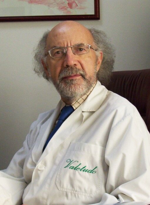 Docteur Chirurgien orthopédiste Christian